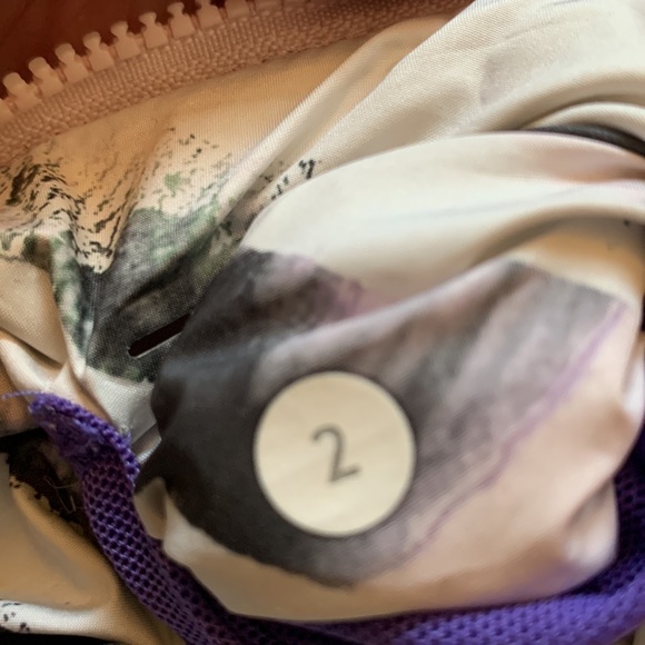 Lululemon Pack it jacket - Picture 6 of 7